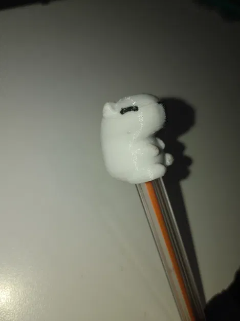 Adorno de lápiz (capibara) – Đồ trang trí bút chì capybara - Image 3