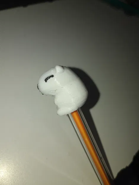 Adorno de lápiz (capibara) – Đồ trang trí bút chì capybara - Image 4