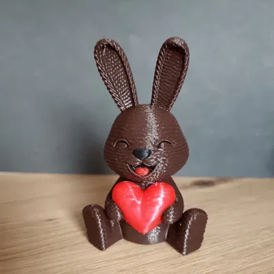 Thỏ Phục Sinh cầm trái tim