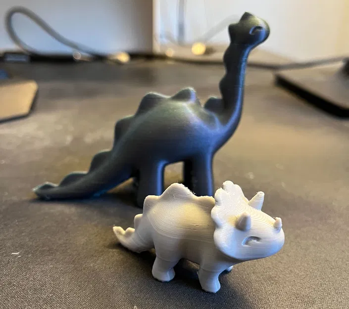 Đồ chơi khủng long Triceratops cách điệu dễ thương - Image 6