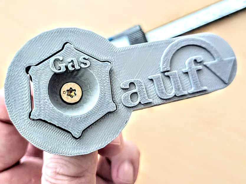 Dụng cụ mở nắp bình gas Camper RV 5 kg/11 kg (Gaskappe Schutzkappe) - Image 2