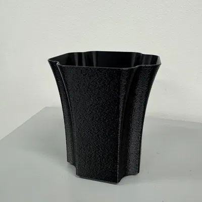 Chậu bonsai dáng thác đổ (Cascade bonsai pot)