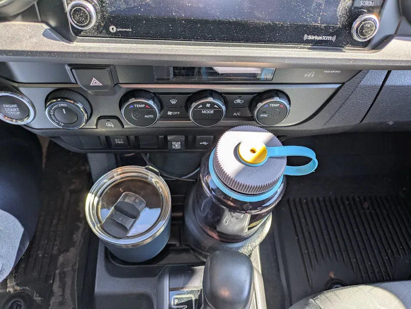 Adapter khay để ly cho bình Nalgene 32oz - Toyota Tacoma đời 3 - Image 2