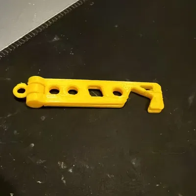 Móc khóa kiêm giá đỡ điện thoại (Mobile Stand Keychain)