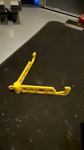 Móc khóa kiêm giá đỡ điện thoại (Mobile Stand Keychain) - Image 2