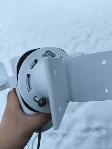 Giá đỡ Eufy E30 Floodlight để lắp ở góc nhà - Image 4