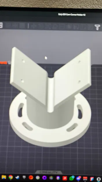 Giá đỡ Eufy E30 Floodlight để lắp ở góc nhà - Image 5