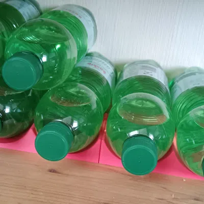 Kệ/giá giữ chai cho chai 0,5 lít (Flaschenregal Flaschenhalter)