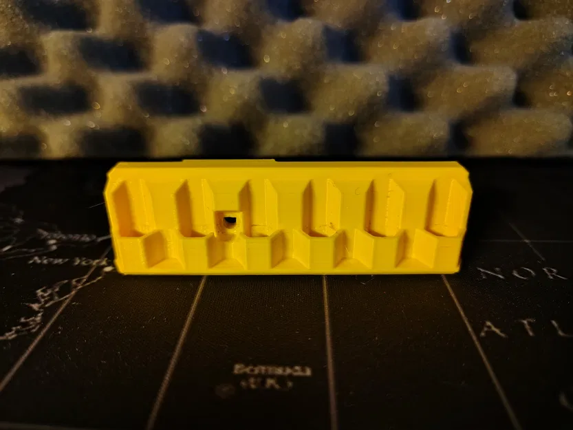 Giá giữ mũi khoan/bit cho máy DeWALT AKU (DeWALT AKU drill bit holder) - Image 6