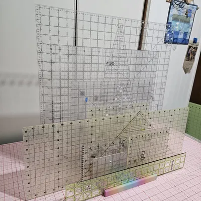 Khay/Đế giữ thước Quilt (Parameterized)