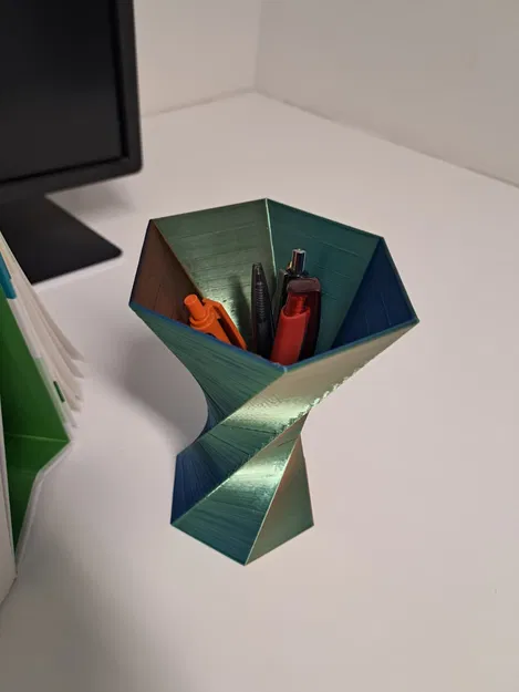 Ống Cắm Bút Lục Giác Xoắn (Hexagonal Twisted Penholder) - Image 5