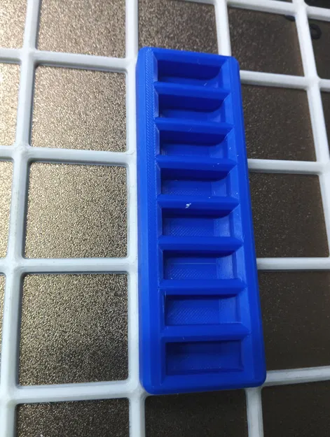 Giá đỡ taro Gridfinity – 8 threading dies (Ø25mm) - Image 5