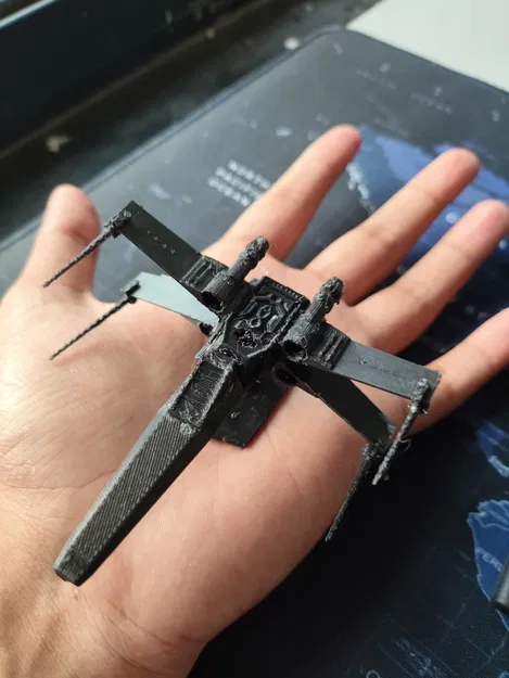 Mô hình thu nhỏ StarWars X-Wing - Image 1