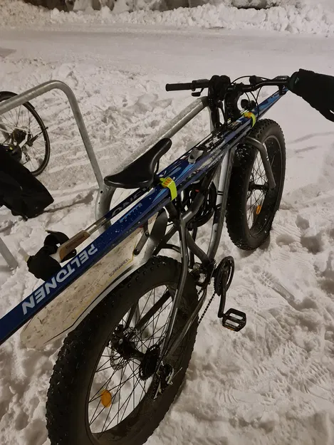 Dây đai gắn ván trượt XC lên xe đạp (XC ski bike strap) - Image 3