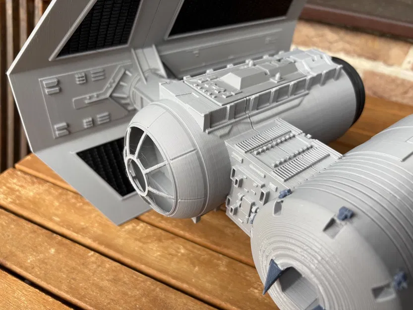 Mẫu Tactical Bomber (3D Printable Sci‑Fi Spaceship) - Image 7