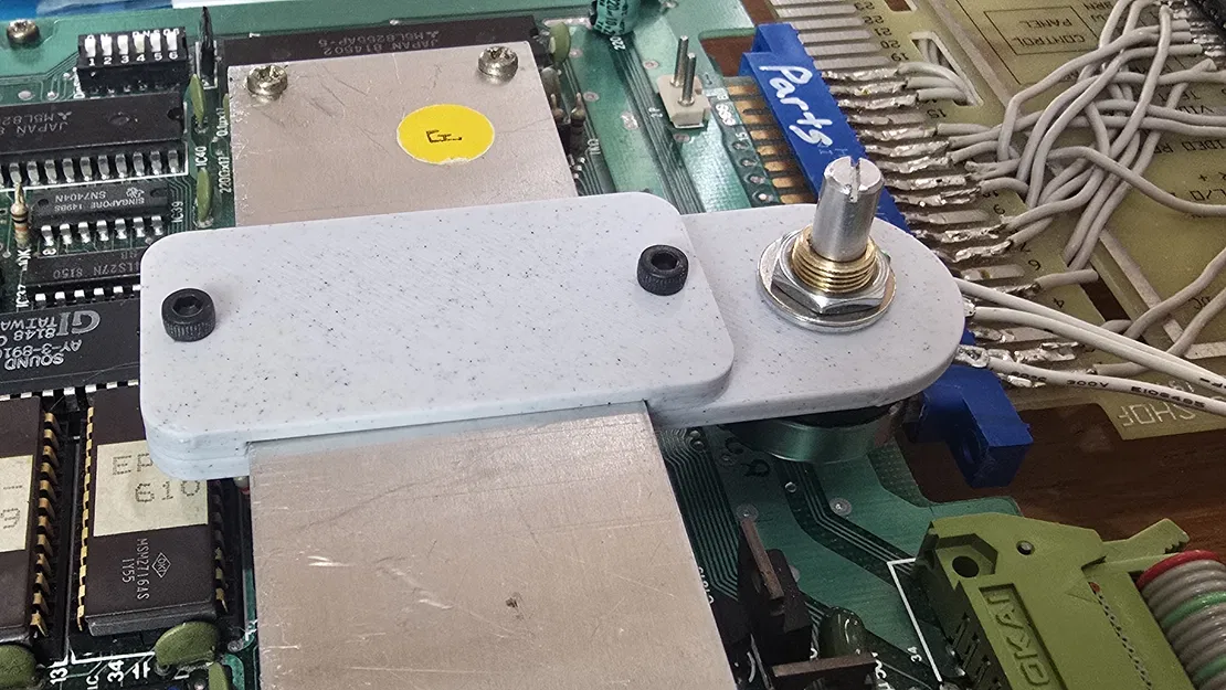 Giá đỡ biến trở âm lượng cho arcade Frogger (Frogger Arcade Volume Mount) - Image 2