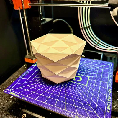 Low Poly Übertopf (chậu bọc low poly cho rau thơm)