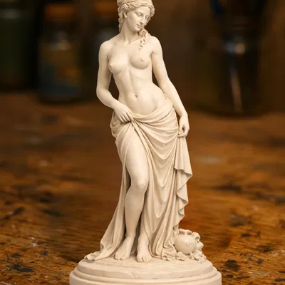Tượng Venus Phong Cách Cổ Điển – Dáng Người Khoác Vải Thanh Lịch