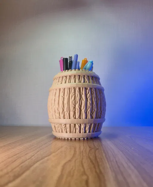 Khay Cắm Bút Để Bàn Hình Thùng Gỗ (Wooden Barrel Desk Pen Organizer) - Image 1