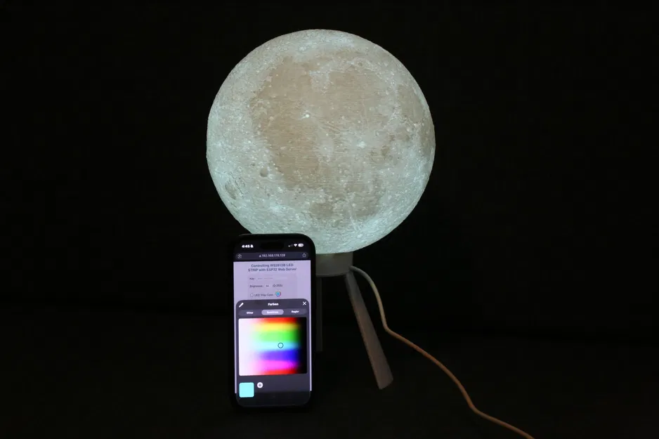Stand đèn mặt trăng & ngàm gắn LED ESP32 - Image 1
