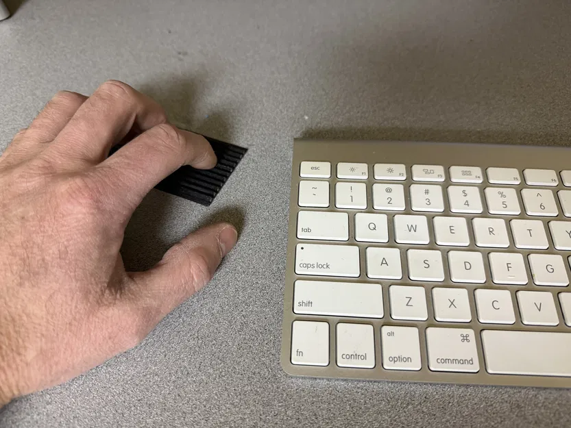 Dụng cụ luyện chai đầu ngón tay (Finger Callus Trainer) - Image 2