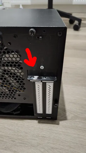 Fractal Node 304 - Thay thế Expansion Slot Lock (khóa khe mở rộng) - Image 1