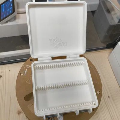 Hộp Rugged bản mỏng cho thin section