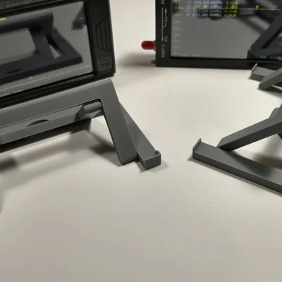 Chân đỡ gập mở cho TinySA Ultra và NanoVNA-F