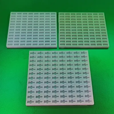 Trình tạo mold gạch Gothic mini (chữ nhật & hình từ SVG) – OpenSCAD