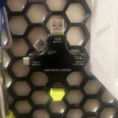 Gá gắn USB Test Meter cho HSW (Honeycomb Storage Wall)