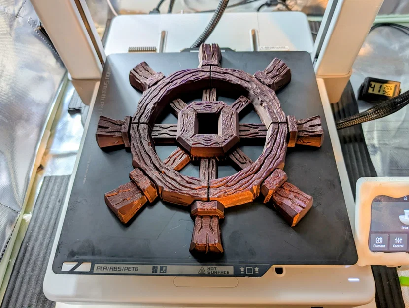 Phù điêu treo tường bánh lái cướp biển vân gỗ lũa (Driftwood Pirate Wheel) - Image 1