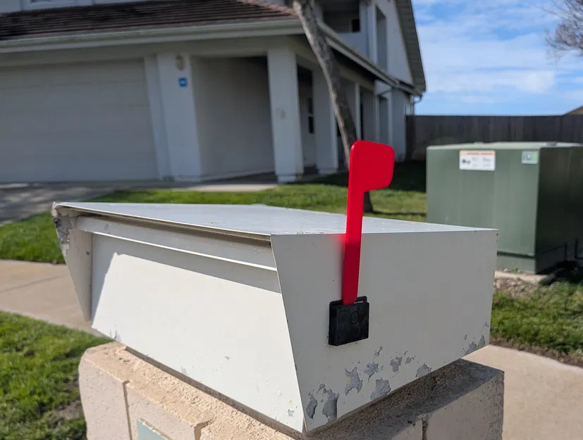 Cờ hộp thư (mailbox flag) với lỗ bắt ốc lớn hơn - Image 1