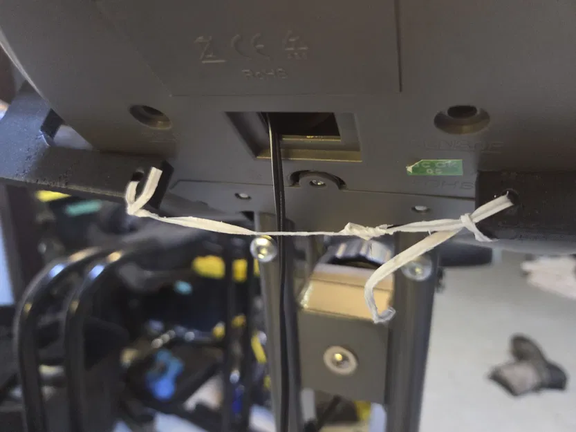 Phụ kiện gắn để xem nội dung giải trí trên xe đạp tập - Image 4