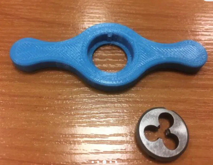 Držák pro závitové oko (Giá đỡ cho mắt ren) - Image 2