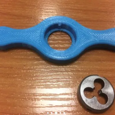 Držák pro závitové oko (Giá đỡ cho mắt ren)