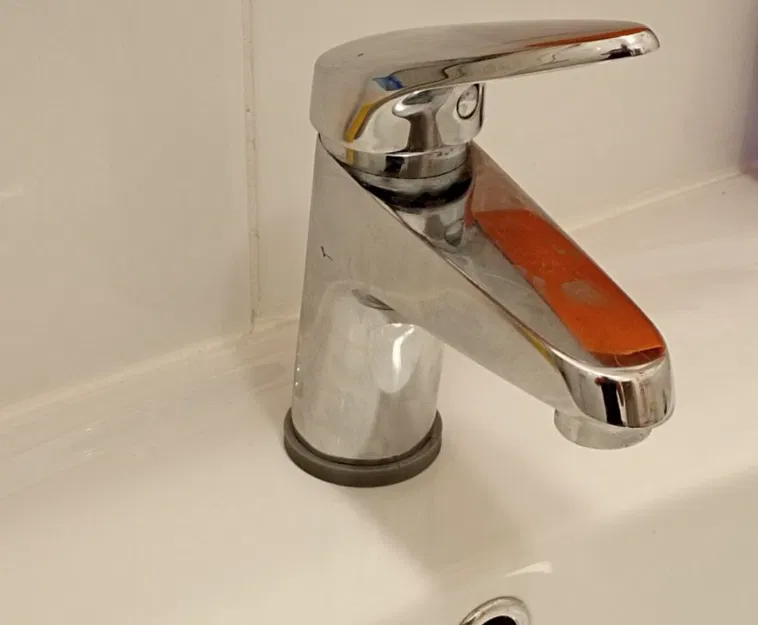 Đế (miếng lót) cho vòi nước trên lavabo - Image 2