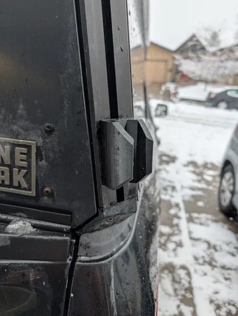 Ngàm giữ ski gắn hông Camper Lone Peak (Lone Peak Camper Ski Lean Holder) - Image 3