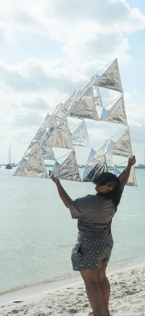 Tubies – Diều Tứ Diện (Tetrahedral Kite) - Image 3