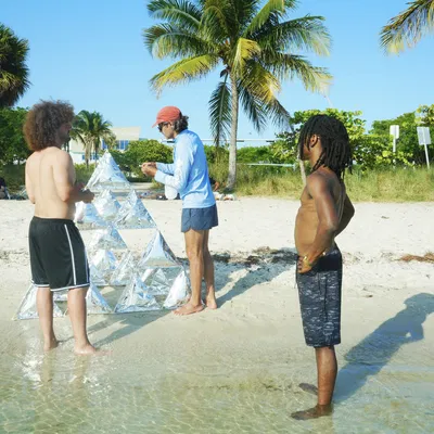 Tubies – Diều Tứ Diện (Tetrahedral Kite)