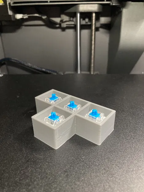 WASD Clicker Fidget (Bộ keycap WASD bấm click, có holder) - Image 1