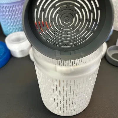 Hộp Desiccant và Phễu (Desiccant Canister and Funnel)