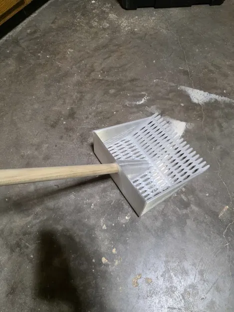 Xẻng xúc/rây phân gà (Chicken Poop Scoop/ Sifter) - Image 2