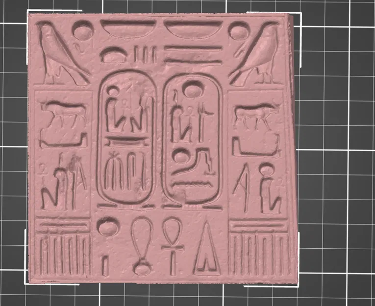 Chữ tượng hình khắc trên bảng đá - Image 2