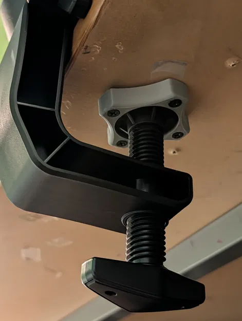 Bracket căn giữa kẹp bàn RS50 (RS50 Table Clamp Centering Bracket) - Image 1