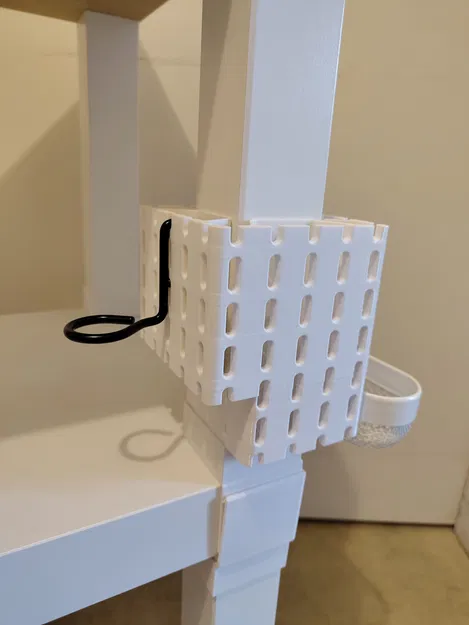 Pegboard Ikea Skadis gắn quanh chân bàn Lack (không vít, không keo) - Image 1