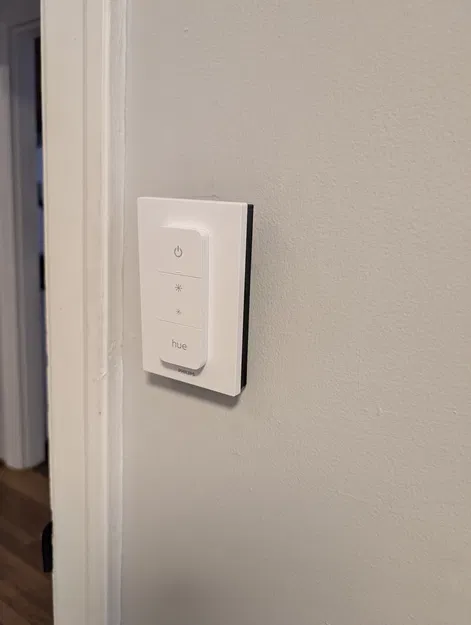 Spacer gắn Philips Hue smart switch lên công tắc classic - Image 2