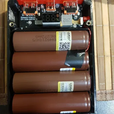 Powerbank 4x18650 (tái sử dụng board Baseus PPBD20)