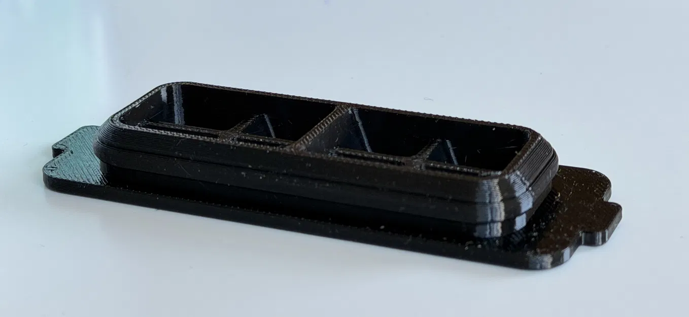 Nắp đáy thay thế cho PolyDryer (PolyDryer bottom cap replacement) - Image 1