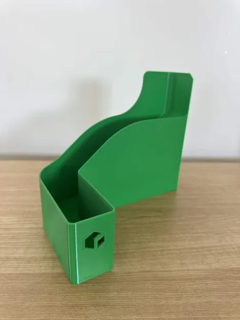 Máng xả “poop chute” & thùng purge cho Qidi Q2 (Qidi logos) - Image 6