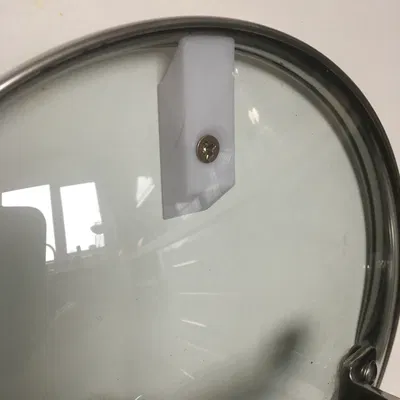 Giá đỡ nắp chảo gắn trong cánh tủ (Cupboard Door Pan Lid Holder)